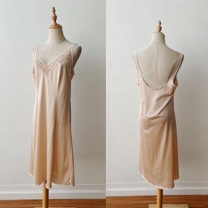 VINTAGE Maidenform Nylon Shell Pink Cream Lace Trim Slip Size 38/Large